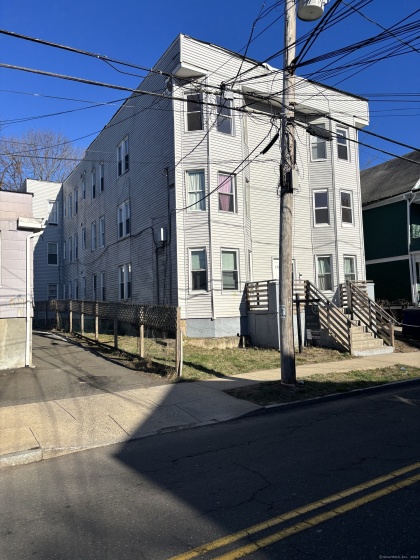 373 Blatchley, New Haven, 06513, 15 Bedrooms Bedrooms, 0 ,9 BathroomsBathrooms,Multi-family For Sale,For Sale,Blatchley,0,24110007