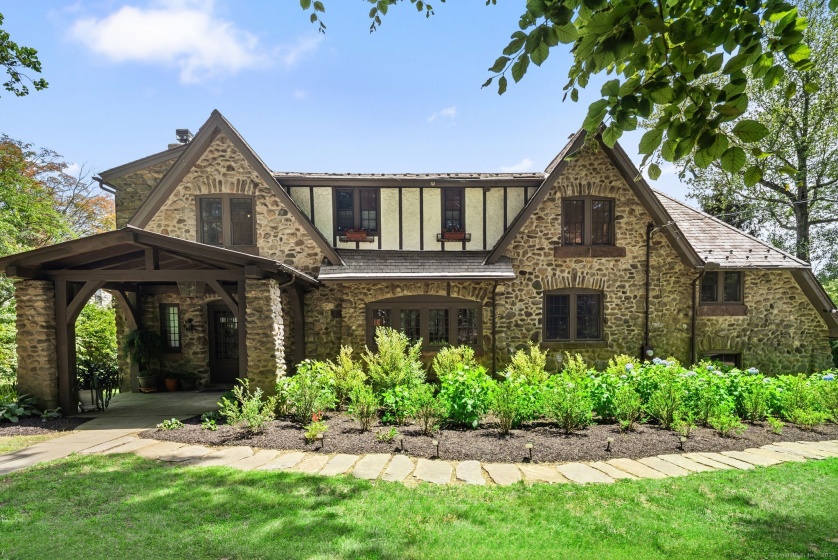 365 Toilsome Hill, Fairfield, 06825, 4 Bedrooms Bedrooms, 0 ,3 BathroomsBathrooms,Single Family For Sale,For Sale,Toilsome Hill,0,24123685