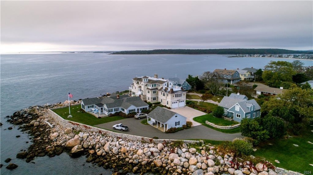 10 Weston, Groton, 06340, 6 Bedrooms Bedrooms, 0 ,3 BathroomsBathrooms,Residential Rental,For Sale,Weston,0,24031377