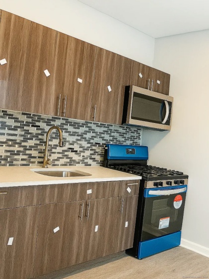 639 Barnum, Bridgeport, 06608, 2 Bedrooms Bedrooms, 0 ,1 BathroomBathrooms,Residential Rental,For Sale,Barnum,0,24124428