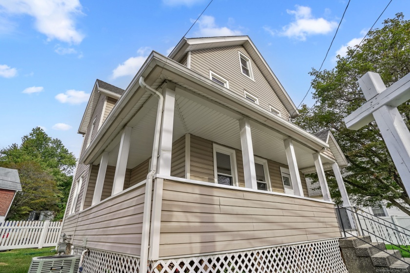 52 Lexington, Norwalk, 06854, 2 Bedrooms Bedrooms, 0 ,2 BathroomsBathrooms,Single Family For Sale,For Sale,Lexington,0,24125209