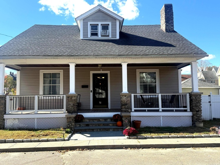 16 Holbrook, Ansonia, 06401, 3 Bedrooms Bedrooms, 0 ,1 BathroomBathrooms,Single Family For Sale,For Sale,Holbrook,0,24136106