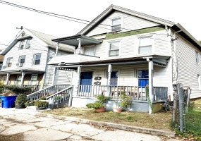 15 Alton, New Haven, 06513, 3 Bedrooms Bedrooms, 0 ,2 BathroomsBathrooms,Multi-family For Sale,For Sale,Alton,0,24136409 15 Alton, New Haven, 06513, 3 Bedrooms Bedrooms, 0 ,2 BathroomsBathrooms,Multi-family For Sale,For Sale,Alton,0,24136409