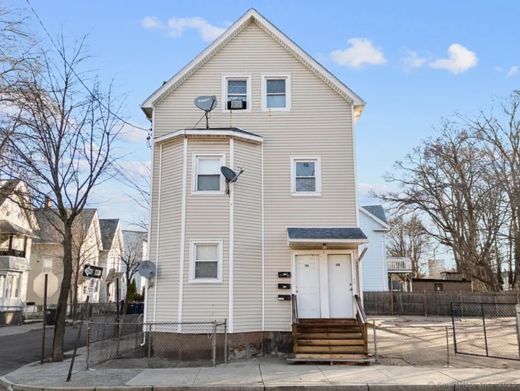 203 West, New Haven, 06519, 2 Bedrooms Bedrooms, 0 ,1 BathroomBathrooms,Residential Rental,For Sale,West,0,24133585