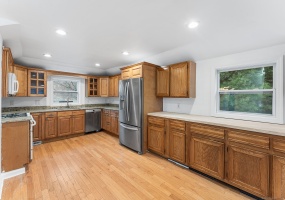 20 Georgetown, Weston, 06883, 3 Bedrooms Bedrooms, 0 ,2 BathroomsBathrooms,Single Family For Sale,For Sale,Georgetown,0,24125192