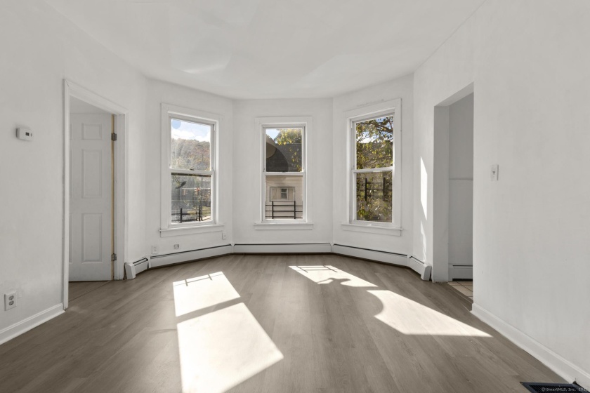 141 Crown, Meriden, 06450, 2 Bedrooms Bedrooms, 0 ,1 BathroomBathrooms,Residential Rental,For Sale,Crown,0,24136310