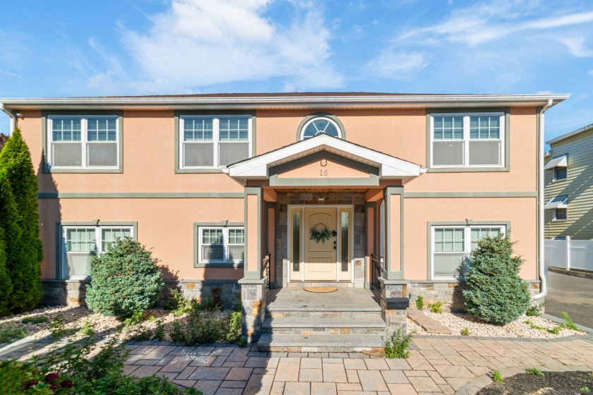 16 Clairmont, Waterbury, 06708, 5 Bedrooms Bedrooms, 0 ,4 BathroomsBathrooms,Single Family For Sale,For Sale,Clairmont,0,24136099