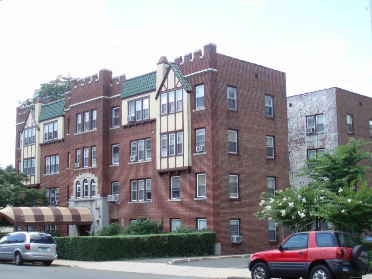 22 Glenbrook, Stamford, 06902, 1 Bedroom Bedrooms, 0 ,1 BathroomBathrooms,Condo/co-op For Sale,For Sale,Glenbrook,0,24129804