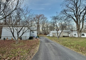 226 High, East Hampton, 06424, 6 Bedrooms Bedrooms, 0 ,3 BathroomsBathrooms,Multi-family For Sale,For Sale,High,0,24142757 226 High, East Hampton, 06424, 6 Bedrooms Bedrooms, 0 ,3 BathroomsBathrooms,Multi-family For Sale,For Sale,High,0,24142757