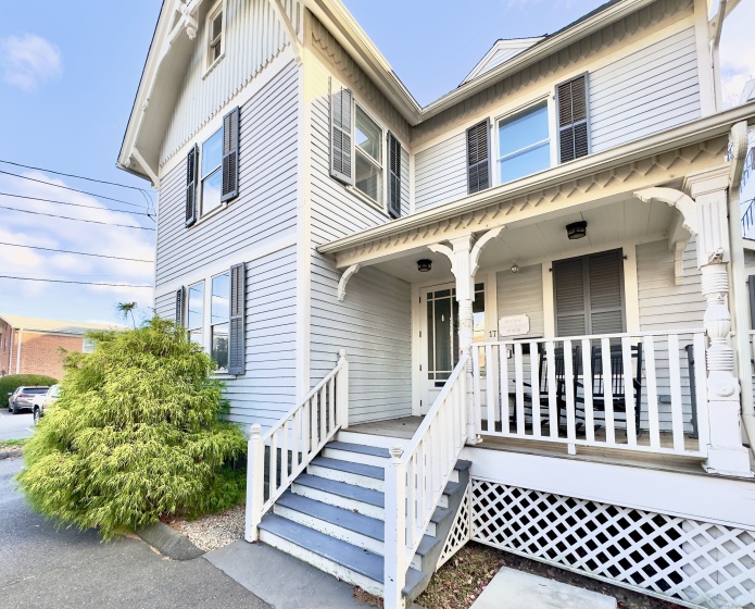 17 Hoyt, Stamford, 06905, 0 , 0 ,0,Commercial For Lease,For Rent,Hoyt,0,24142767