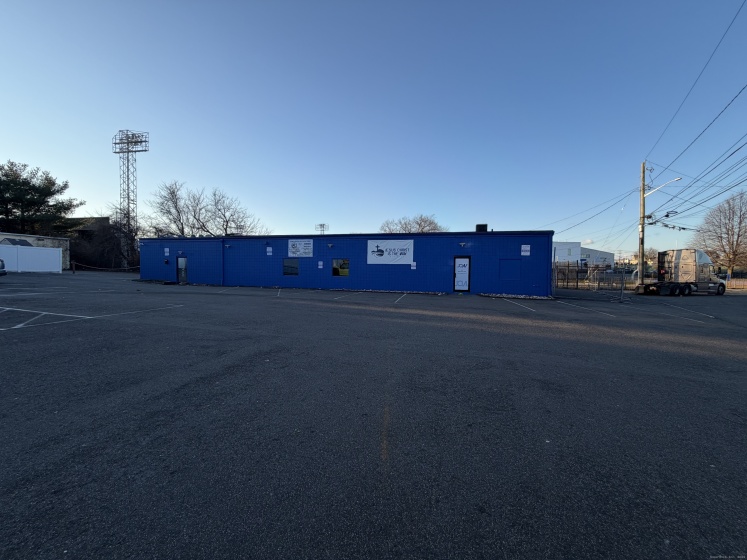 553 Center Street, Bridgeport, 06604, 0 , 0 ,0,Commercial For Sale,For Sale,Center Street,0,24144099