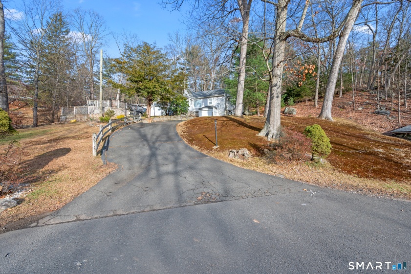 10 Old Waterbury, Middlebury, 06762, 5 Bedrooms Bedrooms, 0 ,4 BathroomsBathrooms,Multi-family For Sale,For Sale,Old Waterbury,0,24143678