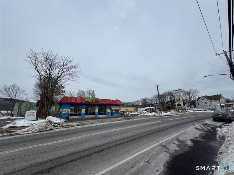 327 Main, Meriden, 06451, 0 , 0 ,0,Commercial For Lease,For Rent,Main,0,24145581