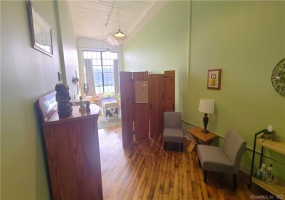 642 Hilliard, Manchester, 06042, 0 , 0 ,0,Commercial For Lease,For Rent,Hilliard,0,24131419