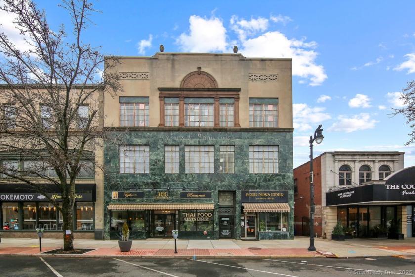360 Main, Middletown, 06457, 3 Bedrooms Bedrooms, 0 ,1 BathroomBathrooms,Residential Rental,For Sale,Main,0,24147286