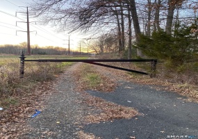 1211R Blue Hills, Bloomfield, 06002, 0 , 0 ,0,Lots And Land For Sale,For Sale,Blue Hills,0,24147265
