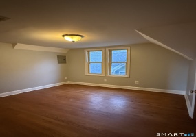 21 North Walnut, Waterbury, 06704, 2 Bedrooms Bedrooms, 0 ,1 BathroomBathrooms,Residential Rental,For Sale,North Walnut,0,24148201