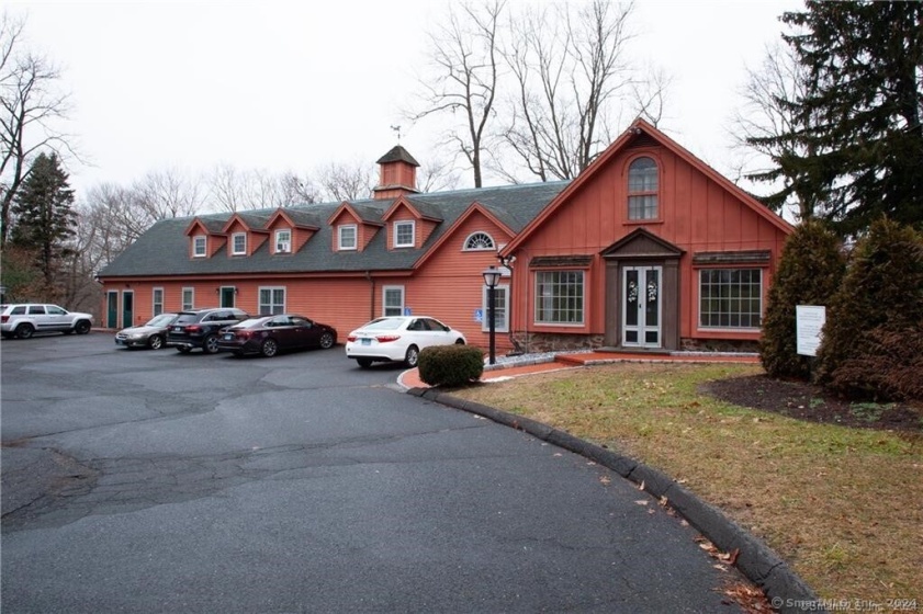 128 Garden, Farmington, 06032, 0 , 0 ,0,Commercial For Lease,For Rent,Garden,0,24148193