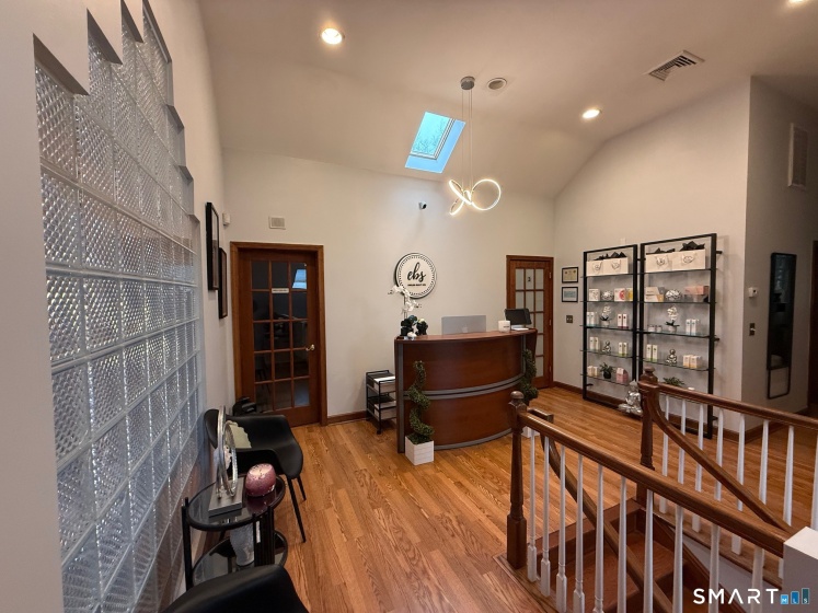 5 Danbury, Wilton, 06877, 0 , 0 ,0,Commercial For Lease,For Rent,Danbury,0,24149662