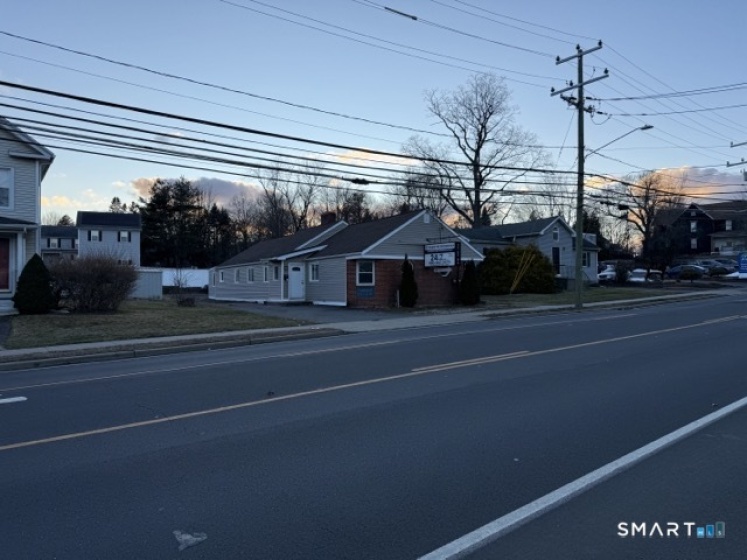 615 Main, Meriden, 06450, 0 , 0 ,0,Commercial For Lease,For Rent,Main,0,24150211