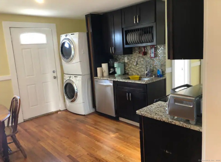 75 Birdsey, Middletown, 06457, 2 Bedrooms Bedrooms, 0 ,1 BathroomBathrooms,Residential Rental,For Sale,Birdsey,0,24150922