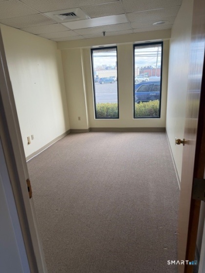 203 A Locust, Hartford, 06114, 0 , 0 ,0,Commercial For Lease,For Rent,Locust,0,24150764