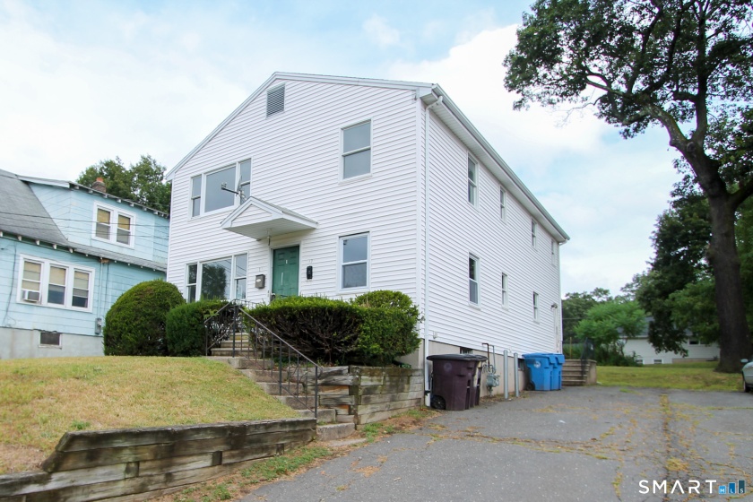 17 Pinehurst, New Britain, 06053, 3 Bedrooms Bedrooms, 0 ,1 BathroomBathrooms,Residential Rental,For Sale,Pinehurst,0,24152174