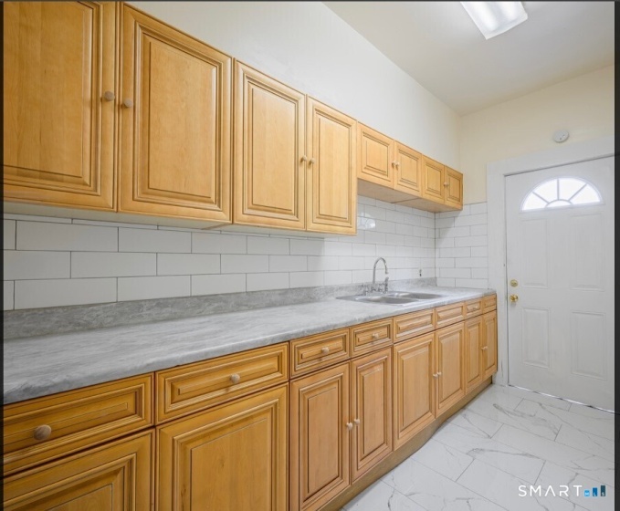 20 5th, Ansonia, 06401, 3 Bedrooms Bedrooms, 0 ,1 BathroomBathrooms,Residential Rental,For Sale,5th,0,24153499