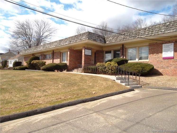 320 New Britain, Berlin, 06037, 0 , 0 ,0,Commercial For Lease,For Rent,New Britain,0,24154569