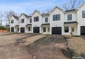 370 Emmett, Bristol, 06010, 3 Bedrooms Bedrooms, 0 ,2 BathroomsBathrooms,Condo/co-op For Sale,For Sale,Emmett,0,24156032