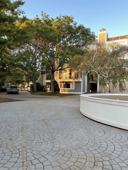 69 Harbour, New Haven, 06519, 2 Bedrooms Bedrooms, 0 ,2 BathroomsBathrooms,Residential Rental,For Sale,Harbour,0,24156544