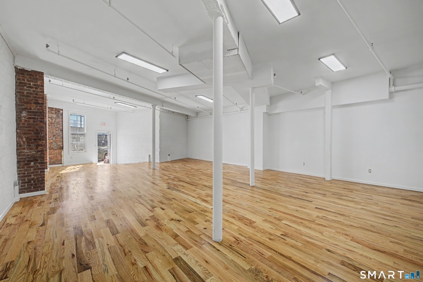53 Crescent, Bridgeport, 06608, 0 , 0 ,0,Commercial For Lease,For Rent,Crescent,0,24159126