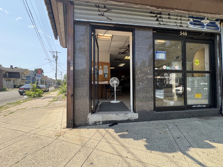 546 Whalley, New Haven, 06511, 0 , 0 ,0,Business For Sale,For Sale,Whalley,0,24159694