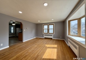 37 Alexander, Waterbury, 06705, 2 Bedrooms Bedrooms, 0 ,1 BathroomBathrooms,Residential Rental,For Sale,Alexander,0,24160306