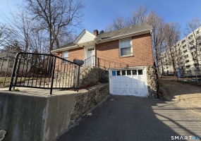 535 Chase, Waterbury, 06704, 3 Bedrooms Bedrooms, 0 ,1 BathroomBathrooms,Residential Rental,For Sale,Chase,0,24160688