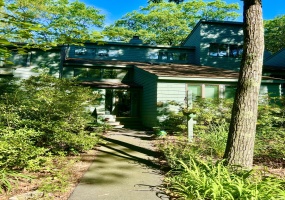 239 Ledge, Torrington, 06790, 3 Bedrooms Bedrooms, 0 ,3 BathroomsBathrooms,Condo/co-op For Sale,For Sale,Ledge,0,24116444