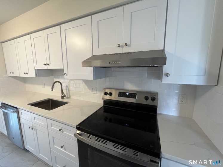 6 Bouton, Stamford, 06907, 2 Bedrooms Bedrooms, 0 ,1 BathroomBathrooms,Residential Rental,For Sale,Bouton,0,24154341