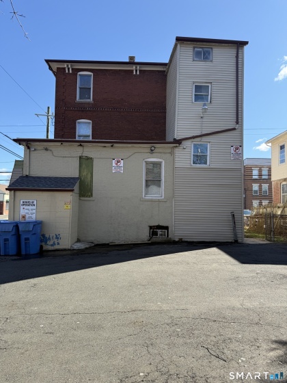198 Oak, New Britain, 06051, 9 Bedrooms Bedrooms, 0 ,3 BathroomsBathrooms,Multi-family For Sale,For Sale,Oak,0,24079481