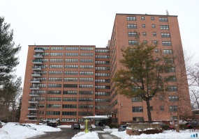 31 Woodland, Hartford, 06105, 1 Bedroom Bedrooms, 0 ,1 BathroomBathrooms,Condo/co-op For Sale,For Sale,Woodland,0,24163982