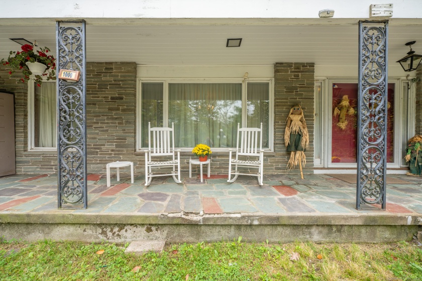 1000 Main, Somers, 06071, 5 Bedrooms Bedrooms, 0 ,3 BathroomsBathrooms,Single Family For Sale,For Sale,Main,0,24160561