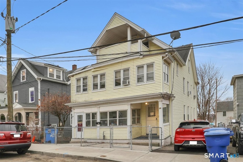 23 Summer, Waterbury, 06704, 6 Bedrooms Bedrooms, 0 ,3 BathroomsBathrooms,Multi-family For Sale,For Sale,Summer,0,24160812