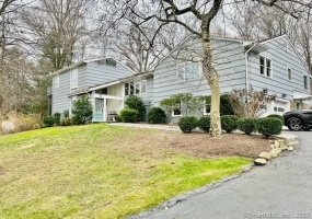 71 High Point, Westport, 06880, 5 Bedrooms Bedrooms, 0 ,3 BathroomsBathrooms,Residential Rental,For Sale,High Point,0,24161363
