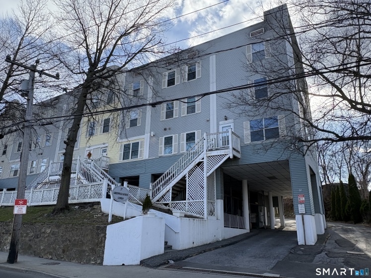 37 Greenwich, Stamford, 06902, 3 Bedrooms Bedrooms, 0 ,2 BathroomsBathrooms,Condo/co-op For Sale,For Sale,Greenwich,0,24163193