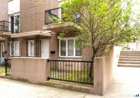 120 Wooster, New Haven, 06511, 1 Bedroom Bedrooms, 0 ,1 BathroomBathrooms,Residential Rental,For Sale,Wooster,0,24167093 120 Wooster, New Haven, 06511, 1 Bedroom Bedrooms, 0 ,1 BathroomBathrooms,Residential Rental,For Sale,Wooster,0,24167093