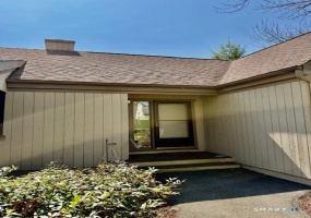 377 Piute, Stratford, 06614, 1 Bedroom Bedrooms, 0 ,2 BathroomsBathrooms,Condo/co-op For Sale,For Sale,Piute,0,24167595