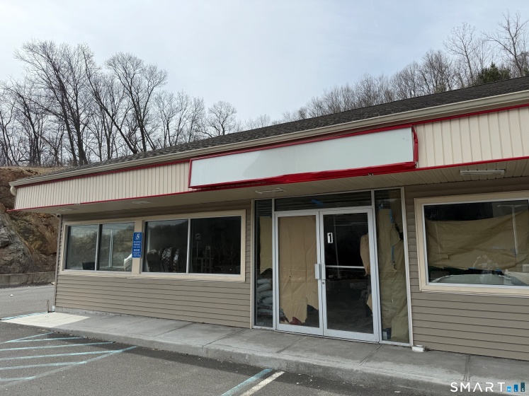 1387 watertown, Waterbury, 06708, 0 , 0 ,0,Commercial For Lease,For Rent,watertown,0,24167837