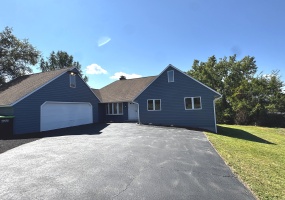 4 Bayview, Watertown, 06795, 3 Bedrooms Bedrooms, 0 ,2 BathroomsBathrooms,Single Family For Sale,For Sale,Bayview,0,24167908