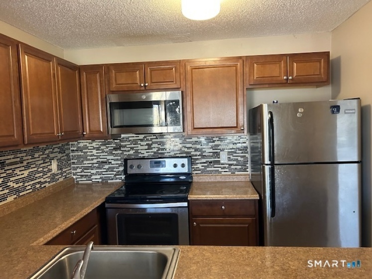 175 Mill Pond, Hamden, 06514, 2 Bedrooms Bedrooms, 0 ,1 BathroomBathrooms,Condo/co-op For Sale,For Sale,Mill Pond,0,24158466