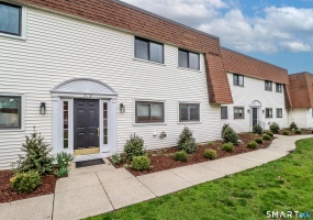 12 Hulls, Fairfield, 06890, 2 Bedrooms Bedrooms, 0 ,2 BathroomsBathrooms,Condo/co-op For Sale,For Sale,Hulls,0,24163133