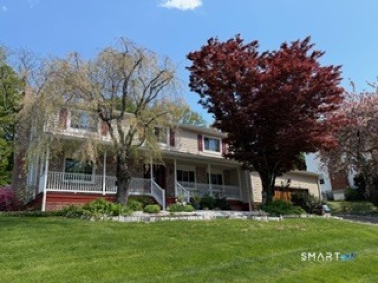 118 Rolling Ridge, Hamden, 06518, 4 Bedrooms Bedrooms, 0 ,2 BathroomsBathrooms,Single Family For Sale,For Sale,Rolling Ridge,0,24168830
